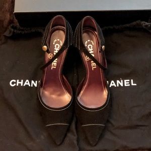 CHANEL Timeless Vintage Suede Heels